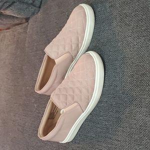 blush pink shoes, size 6.5